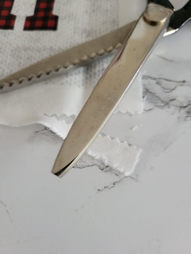 20 Basic Sewing Supplies & Accessories (List For Beginners)