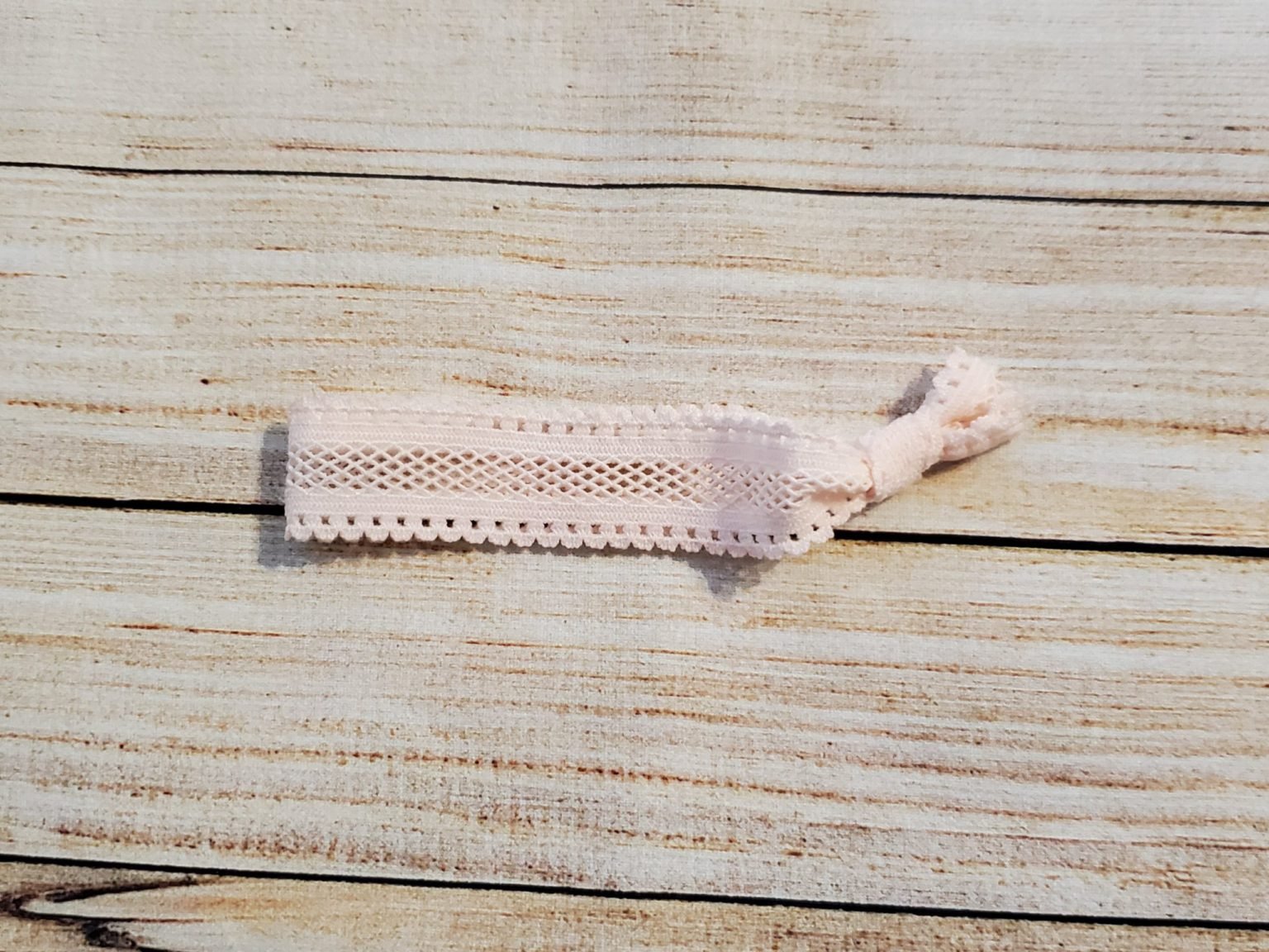 Different Types Of Elastic For Sewing & How To Choose The Best