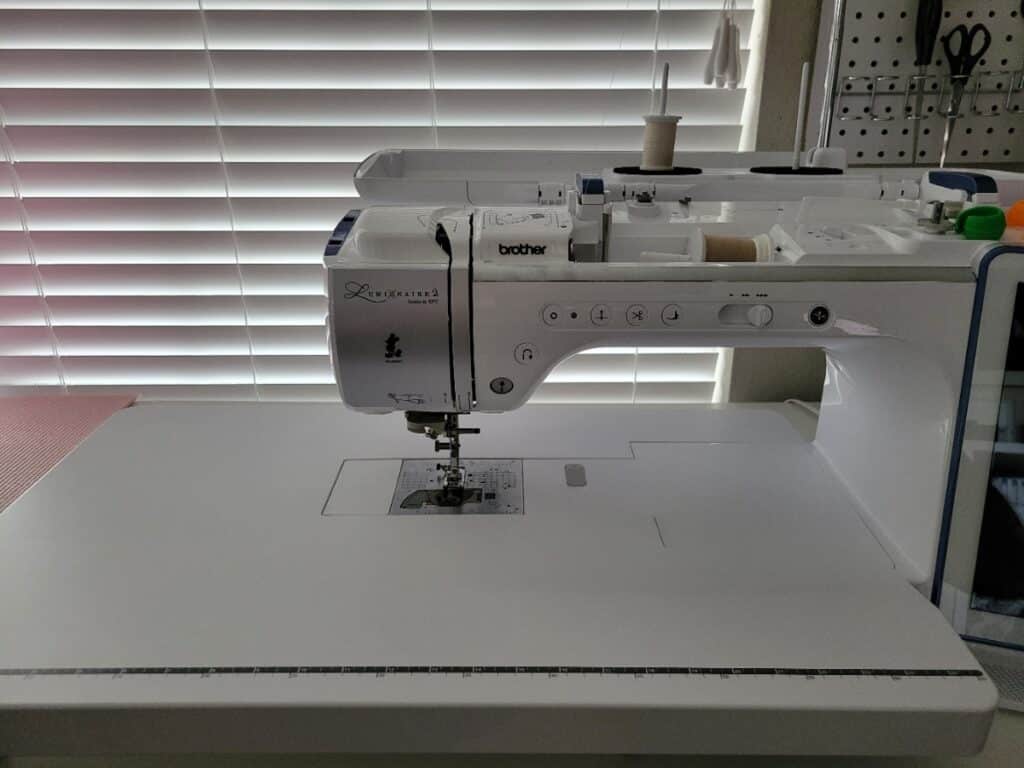 The 7 Largest Throat Sewing Machines For Quilting