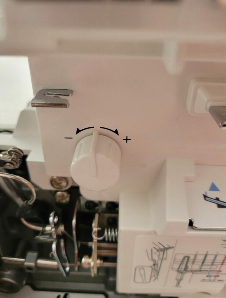 7 Awesome Sergers With Automatic Tension