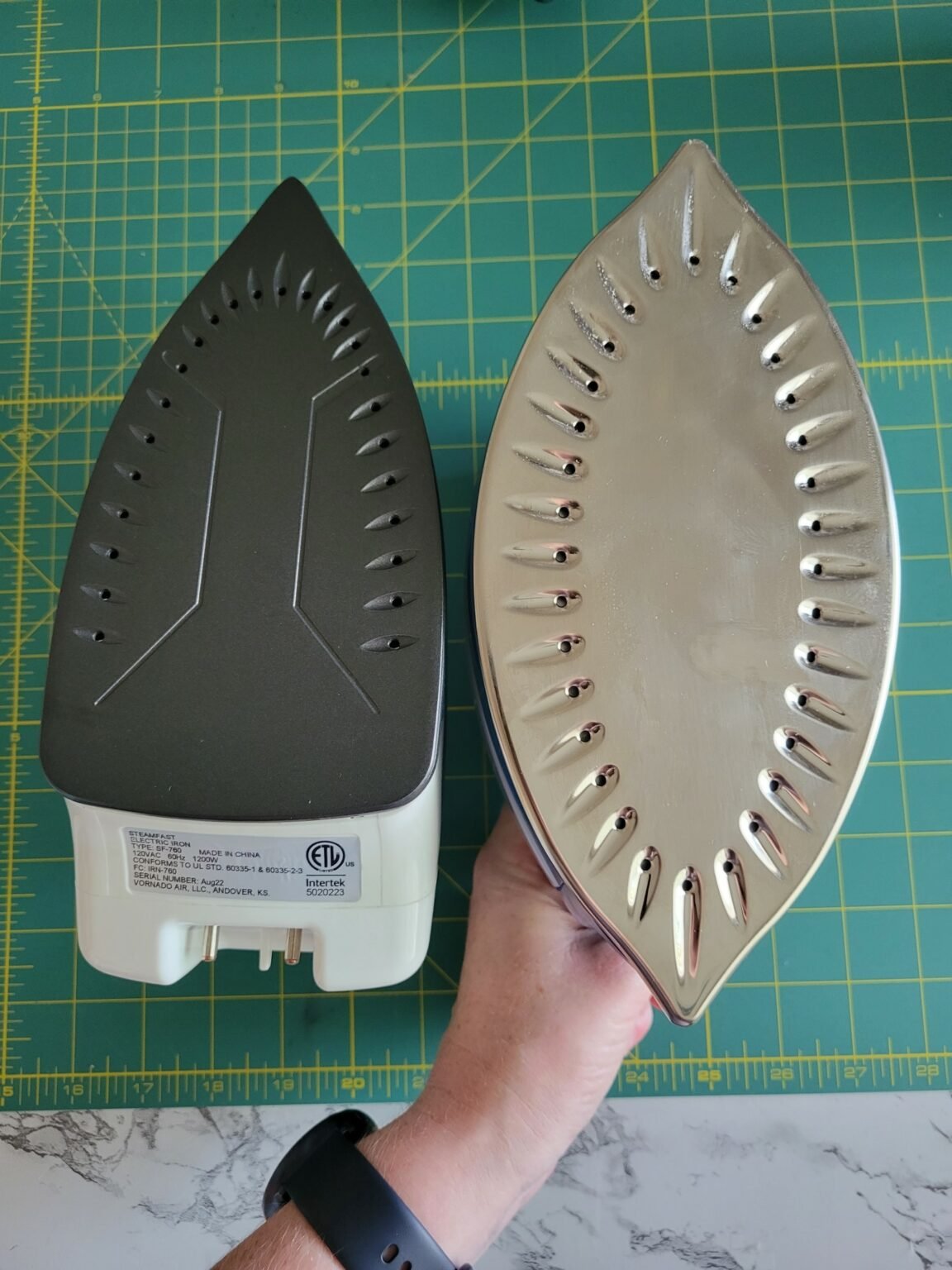 5 Best Cordless Irons For Quilting, Sewing, & Crafting